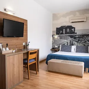 Adonis Plaza Отель